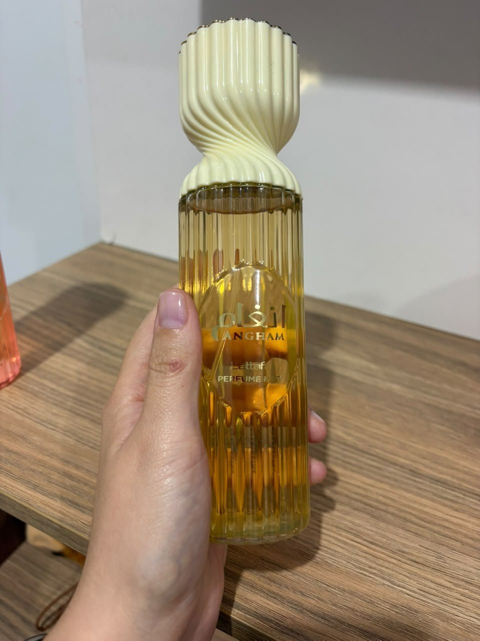 Body splash Angham